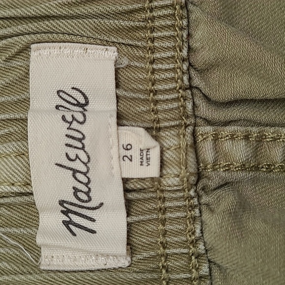Madewell Green Cargo Shorts Size 26 - Picture 2 of 5